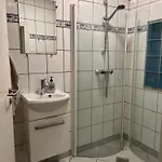 With Wifi, Close To Center, And Forrest Apartamento