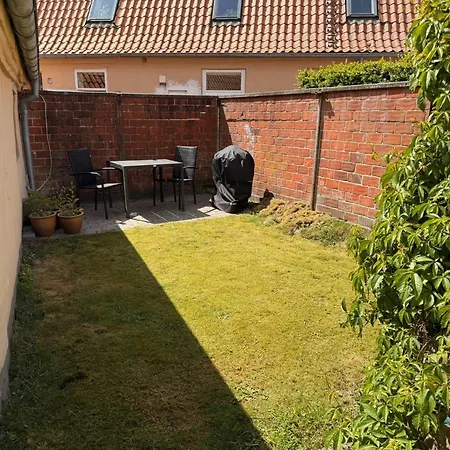 With Wifi, Close To Center, And Forrest Обенро